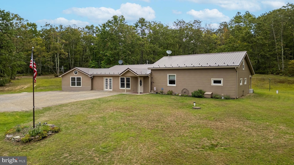 151 Travis Rd, Howard, PA 16841 - photo 1