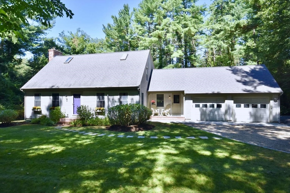 8 Abby Ln, Mattapoisett, MA 02739 - photo 1