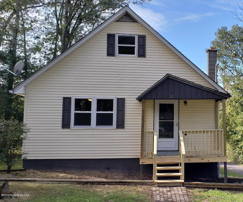 13 Yeager Rd, Mountain Top, PA 18707 - photo 1