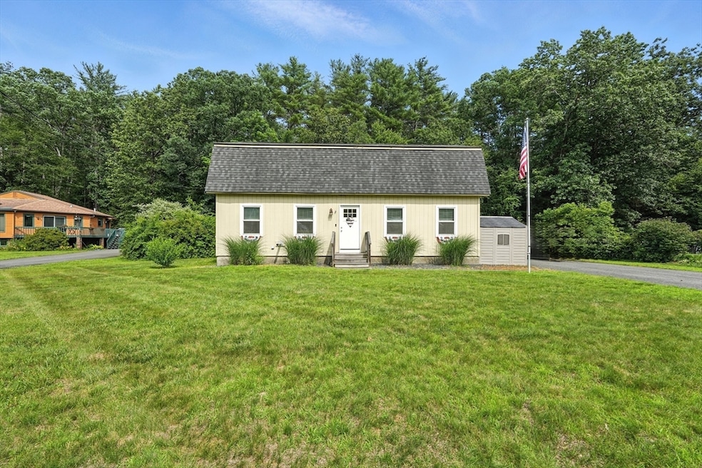 17 Revere Cir, Greenfield, MA 01301 - photo 1