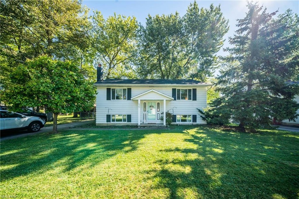 625 Dunny Ave, Sheffield Lake, OH 44054 - photo 1