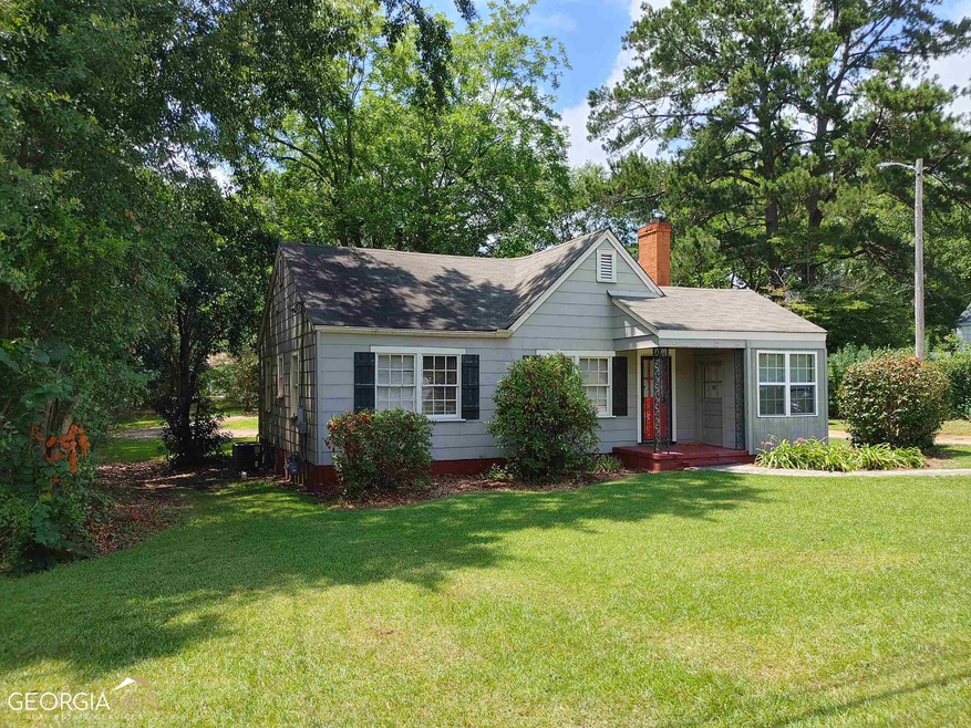 941 Thomaston St, Barnesville, GA 30204 - photo 1