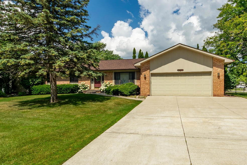 The BENEFIT of this Novi Ranch (2)