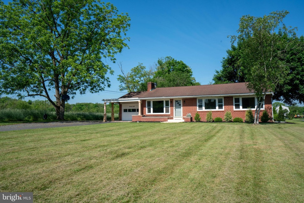 78 Winding Rd, Boyertown, PA 19512 - photo 1
