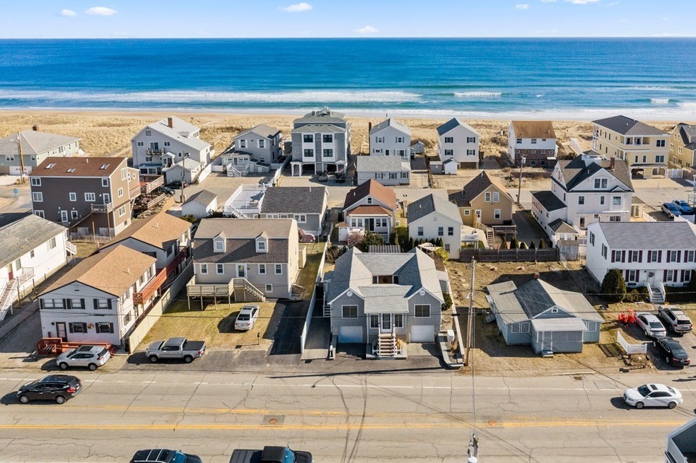 586 N End Blvd, Salisbury, MA 01952 - photo 1