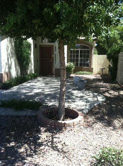 Front Patio veiw