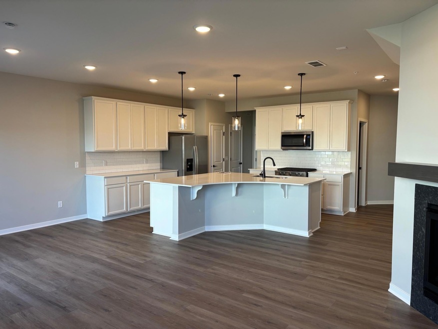 1775 Hauer Trail, Shakopee, MN 55379 - photo 1