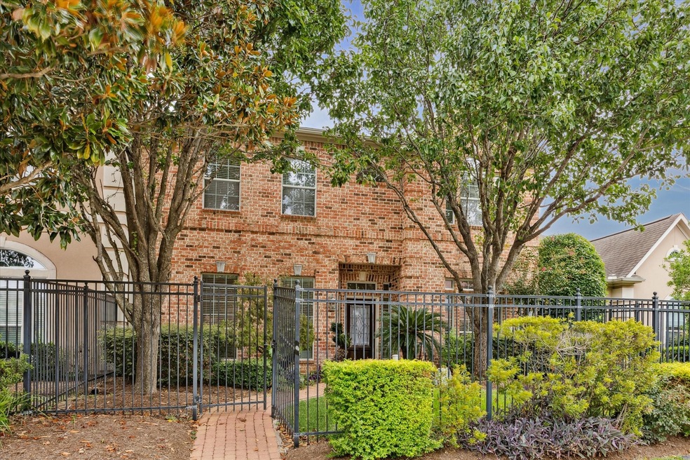 13507 Brookbluff Ln, Houston, TX 77077 - photo 1