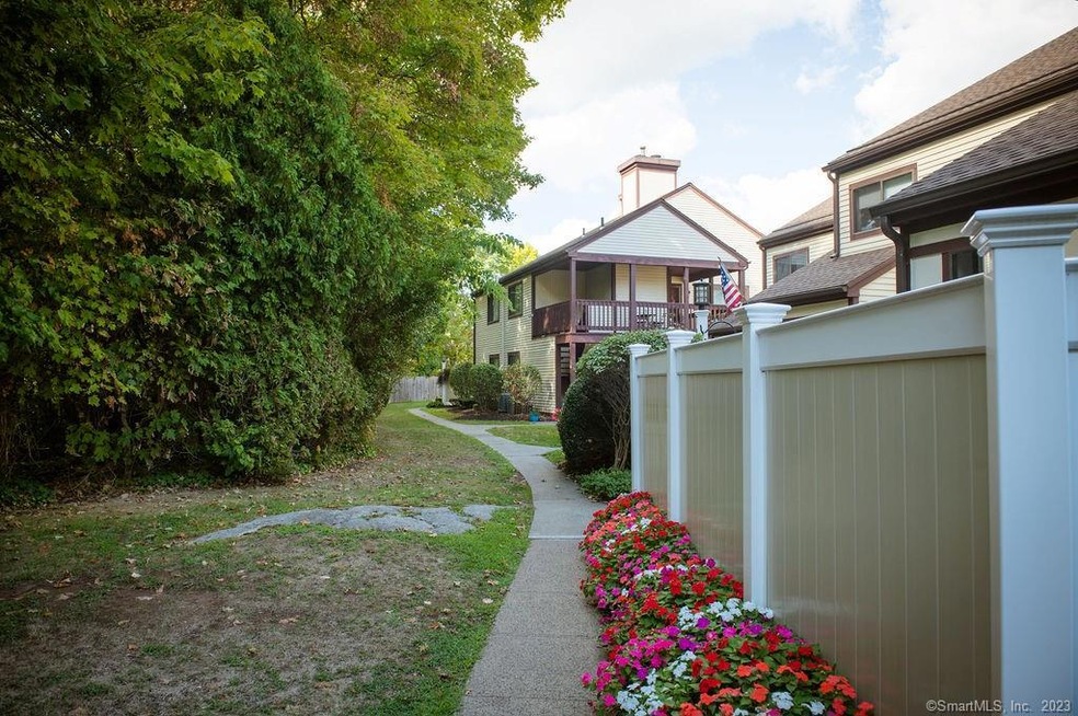 81 Main St unit 34C, Branford, CT 06405 - photo 1