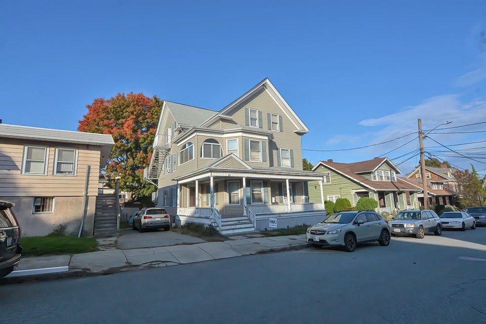 28 Bigelow St, Fall River, MA 02720 - photo 1