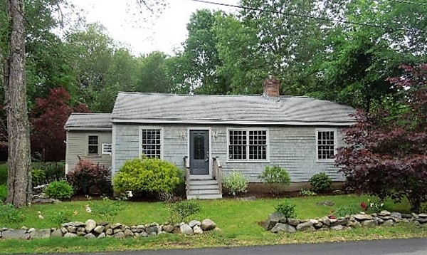 20 Concord Dr, Littleton, MA 01460 - photo 1