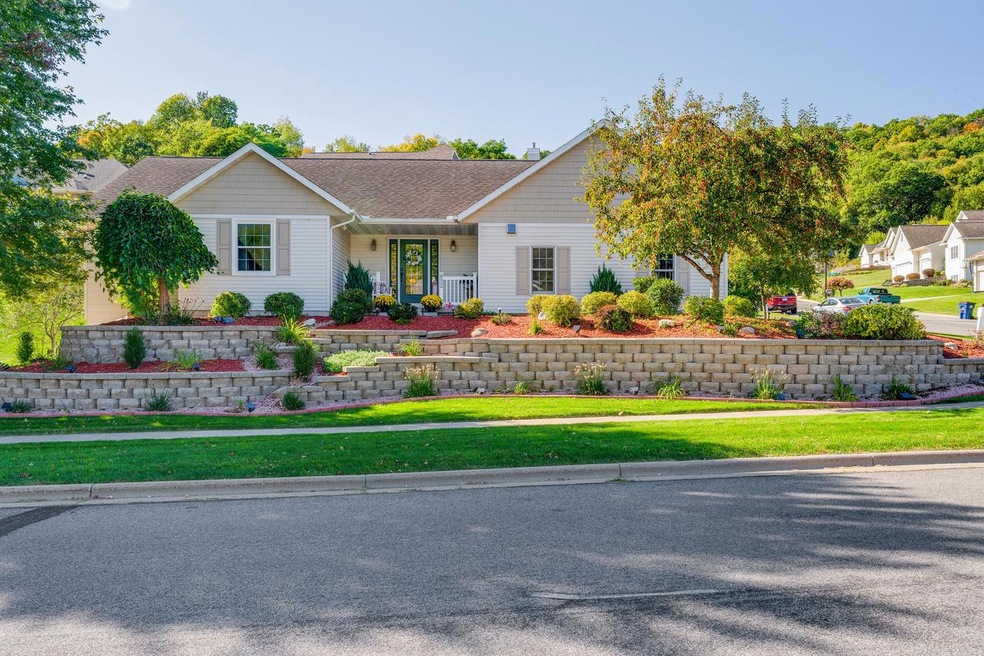 873 Aspen Valley Dr, Onalaska, WI 54650 MLS 1854957