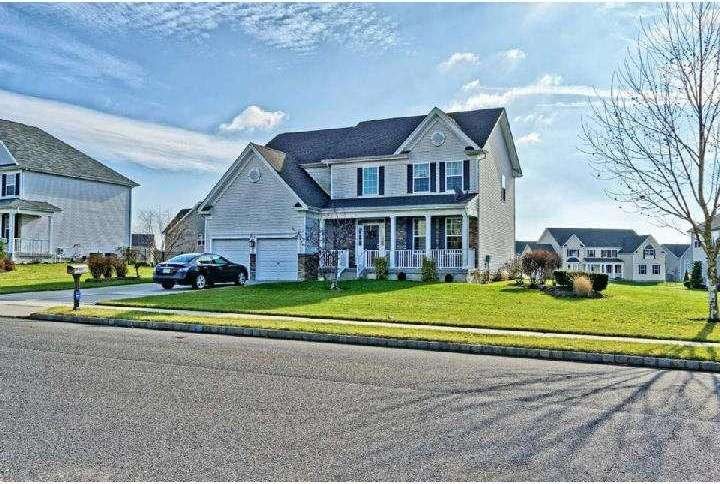 2641 Medina St, Vineland, NJ 08361 - photo 1