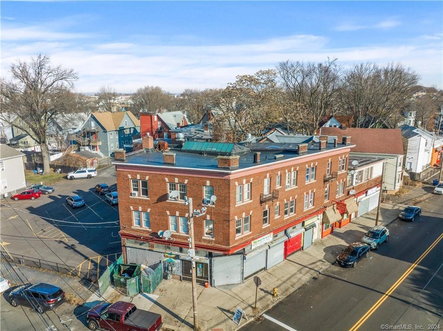 50 Wood Ave unit 6, Bridge Port, CT 06605 - photo 1