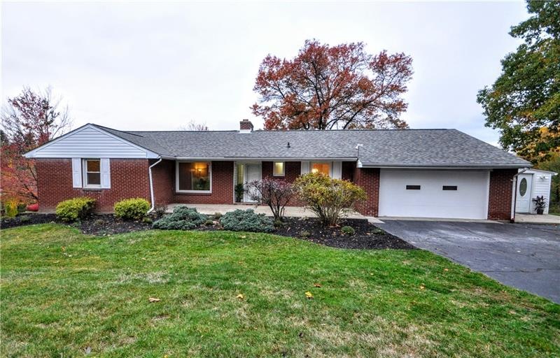 Beautiful and Clean Level Entry Ranch.  2 Car Gara