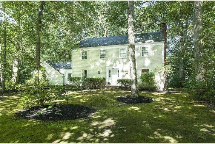 32 Woodhollow Rd, Princeton Junction, NJ 08550 - photo 1