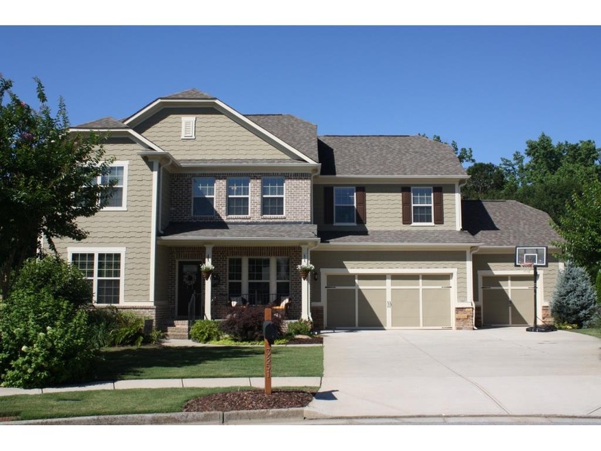 Beautiful home on cul-de-sac lot that backs up to 