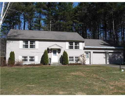 33 Apple Tree Ln, Manchester, ME 04351 - photo 1