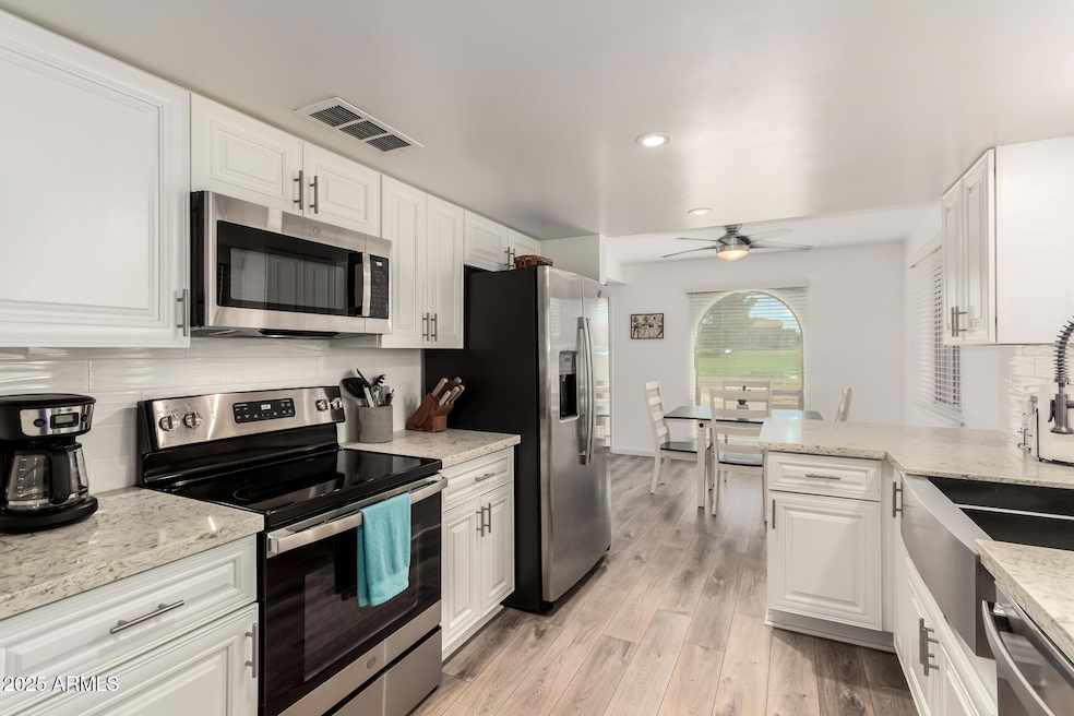 2211 N Recker Rd, Mesa, AZ 85215 - photo 1