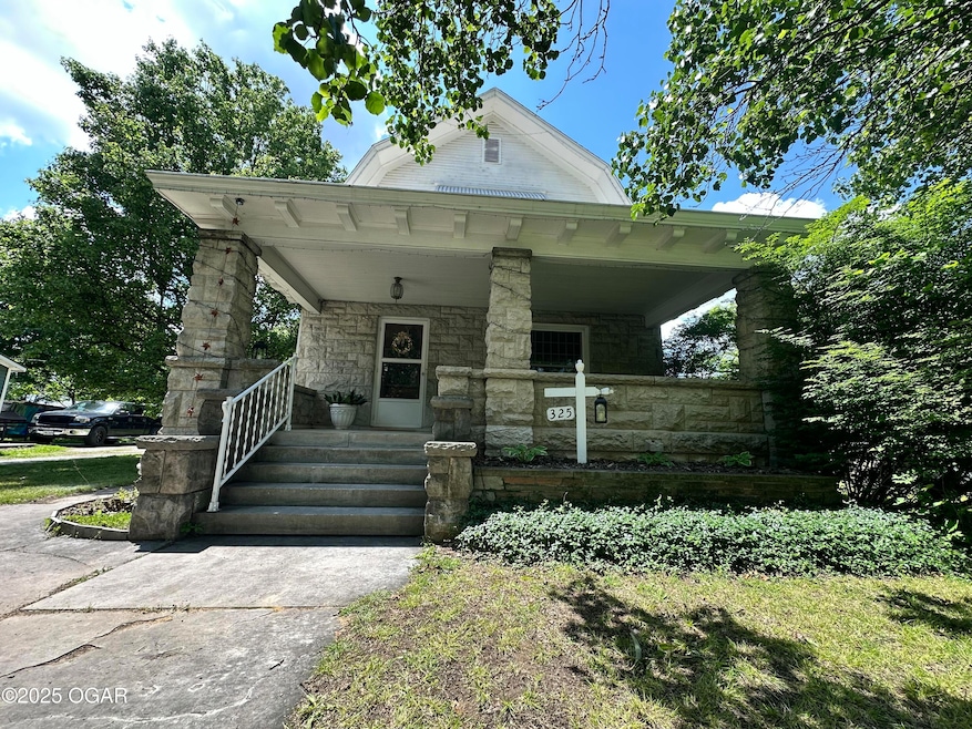 For Sale $307,500 • Co-Listing Agent