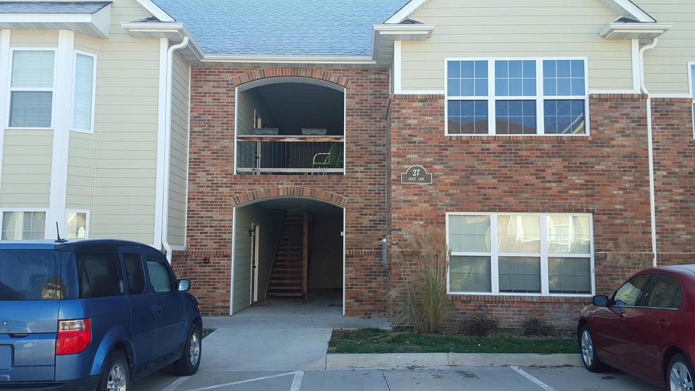 27 N Grace Lane