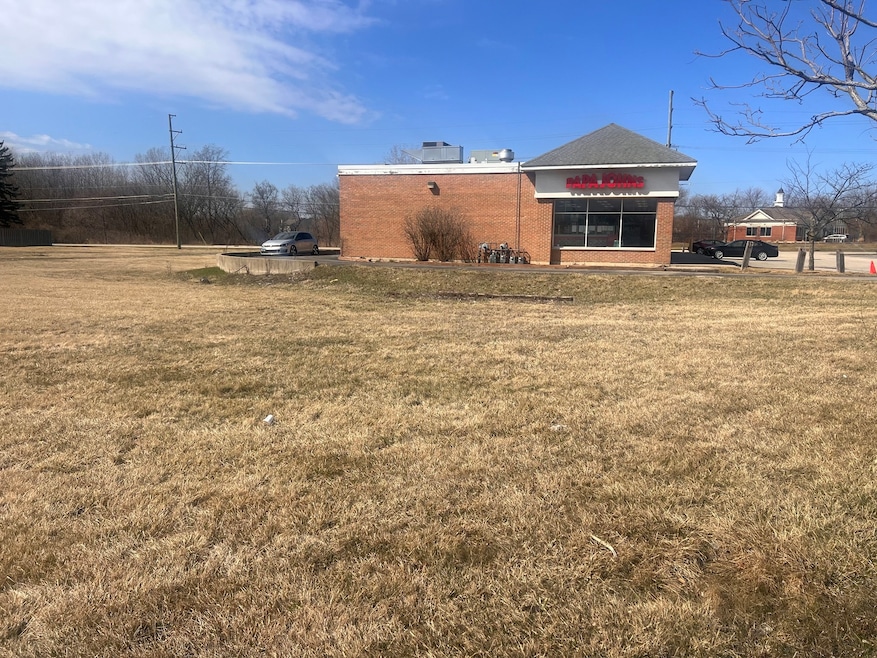 34625 N Il Route 83, Grayslake, IL 60030 - photo 1