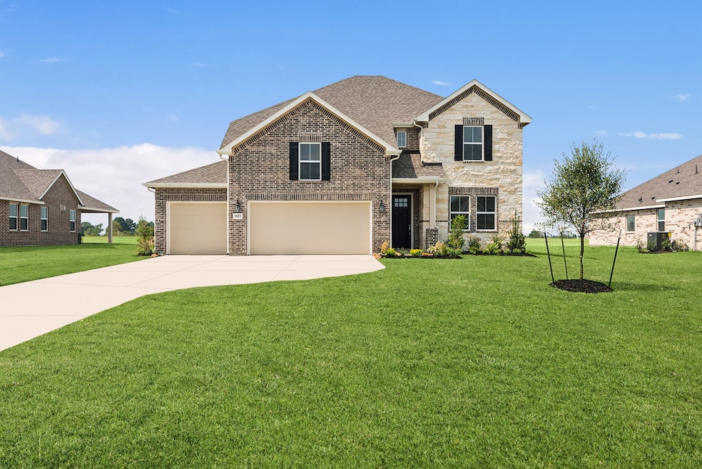 Stunning Omaha home design with elevation RA built by K. Hovnanian Homes in beautiful Cane Crossing.