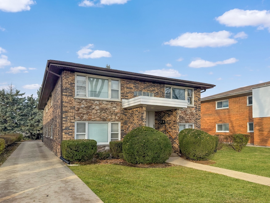 4614 Vernon Ave unit 4, Brookfield, IL 60513 - photo 1