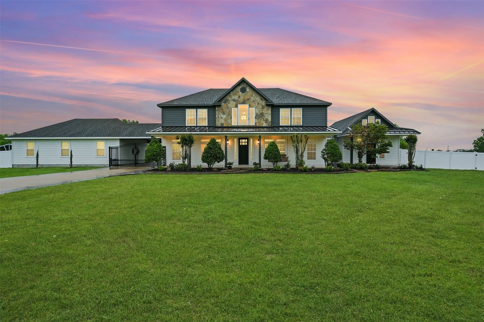 17417 Berry Rd, Pearland, TX 77584 - photo 1