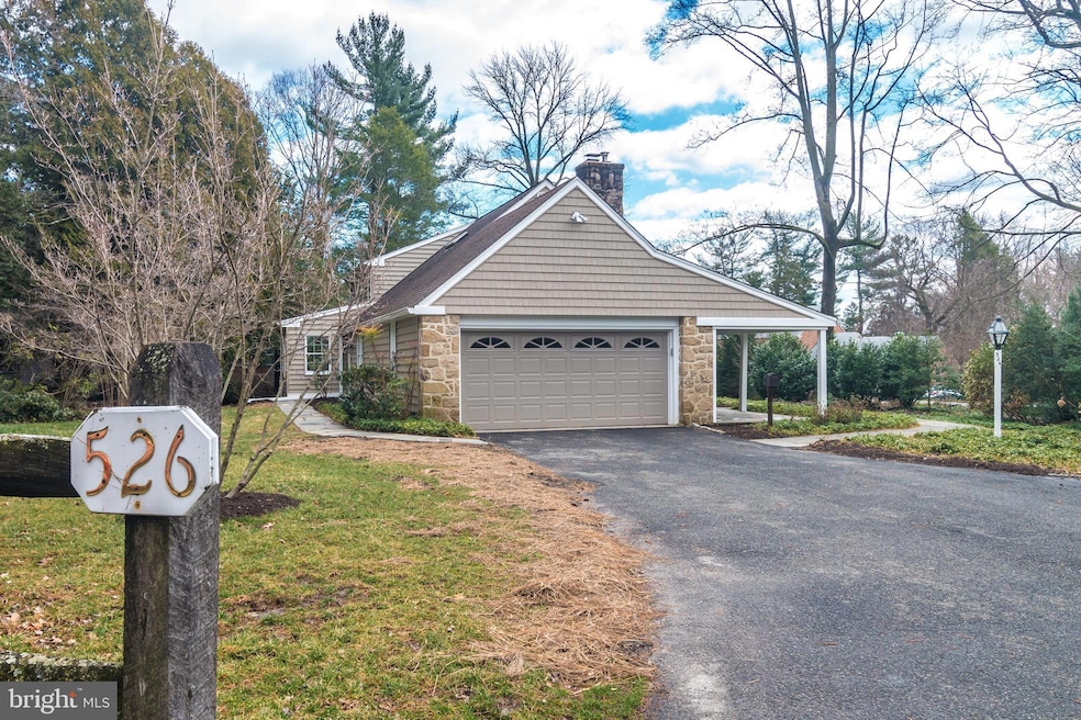 526 E Gravers Ln, Glenside, PA 19038 - photo 1