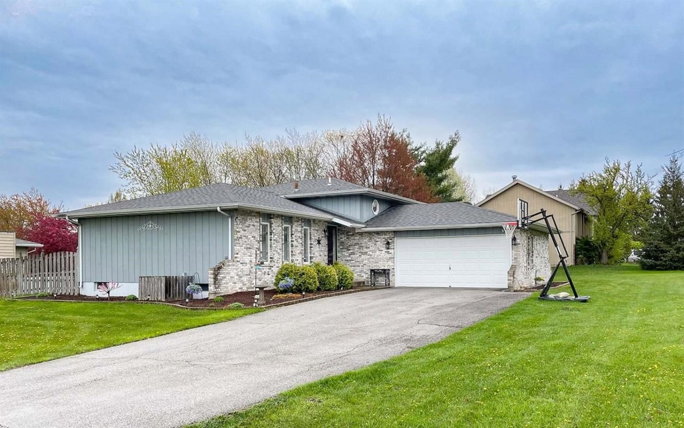 8559 Burr St, Crown Point, IN 46307 - photo 1