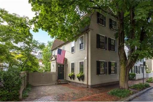 8 Broad St, Salem, MA 01970 - photo 1