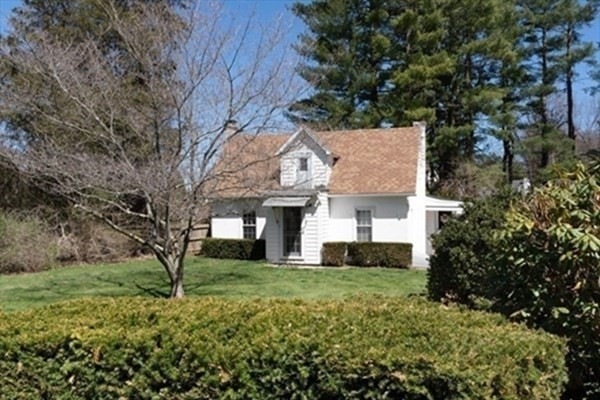 354 Chapin St unit R, Ludlow, MA 01056 - photo 1