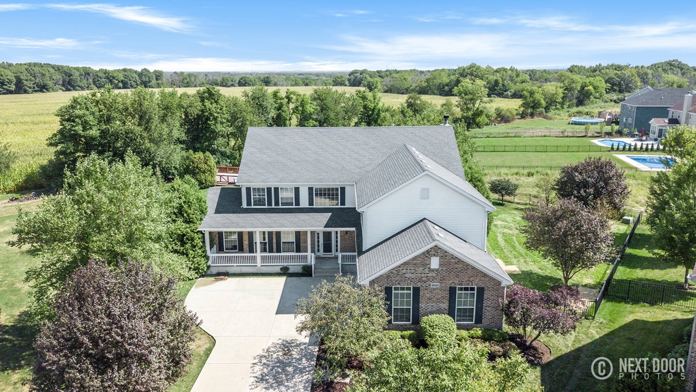 ORIGINAL OWNER 4000+ SQUARE FOOT GEM ON A MATURE F