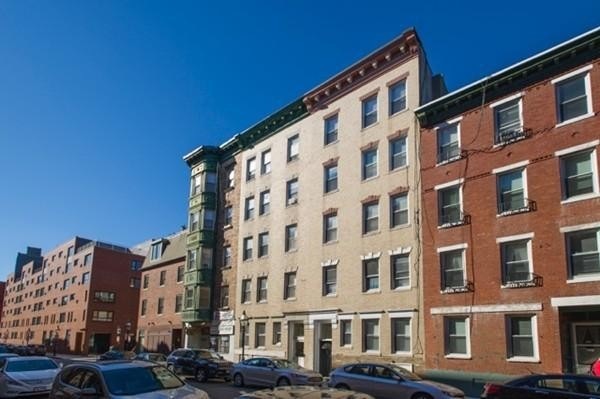 162 Endicott St unit 4, Boston, MA 02113 - photo 1