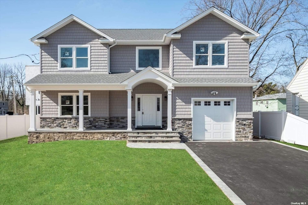 4 Saranac Rd, West Hempstead, NY 11552 - photo 1