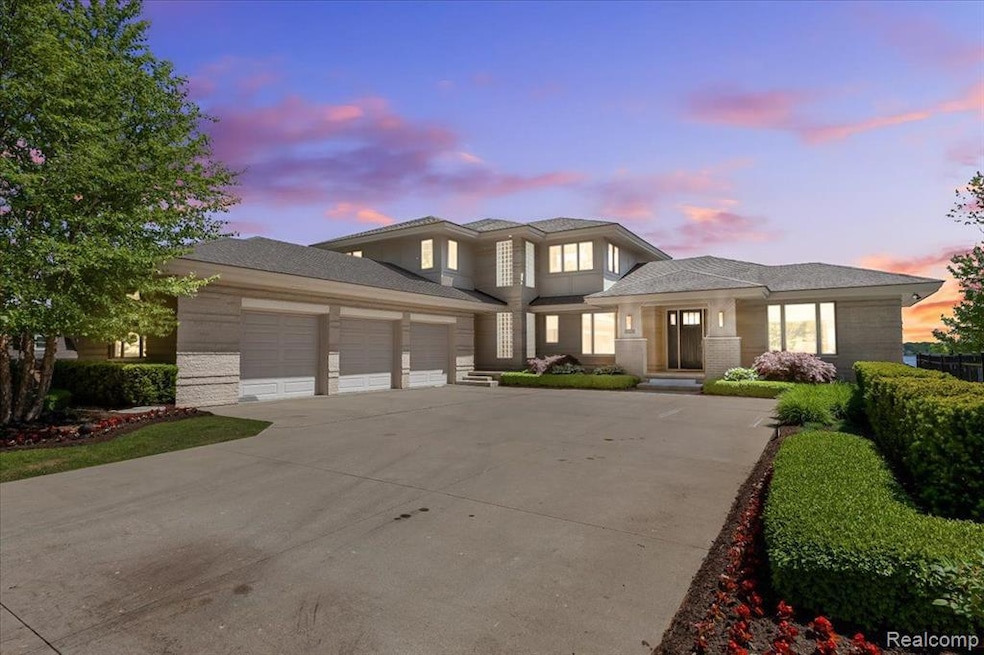 Welcome to 5400 Sharp Drive