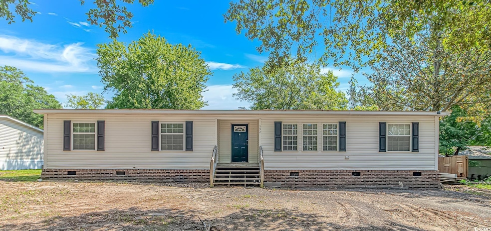 Manufactured / mobile home with crawl space