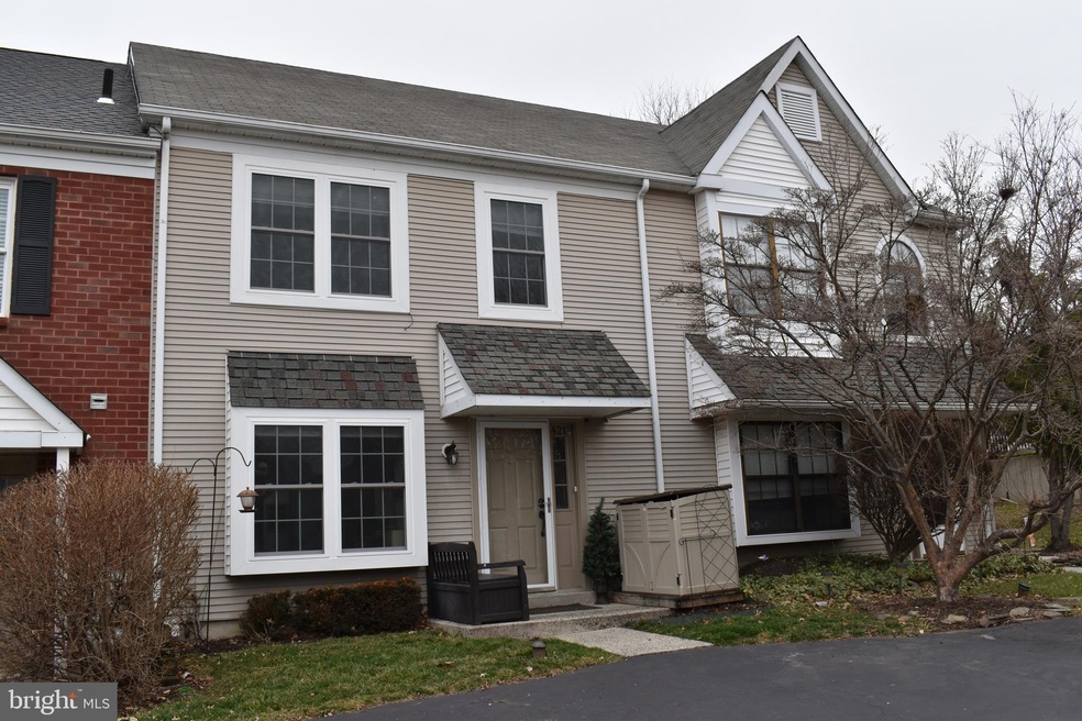 421 Snowflake Cir, Norristown, PA 19403 - photo 1