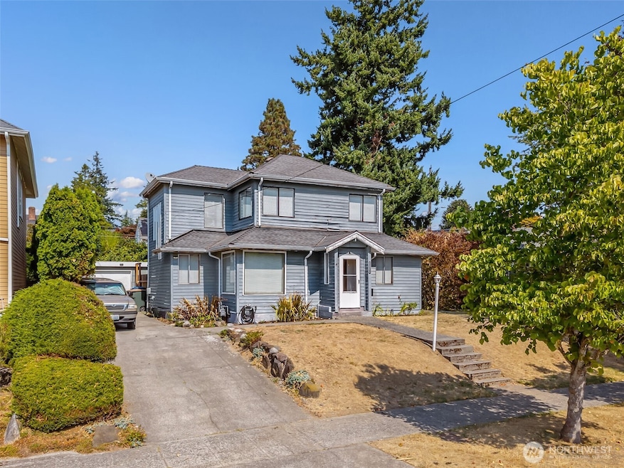 Sold $700,000 • Co-Listing Agent