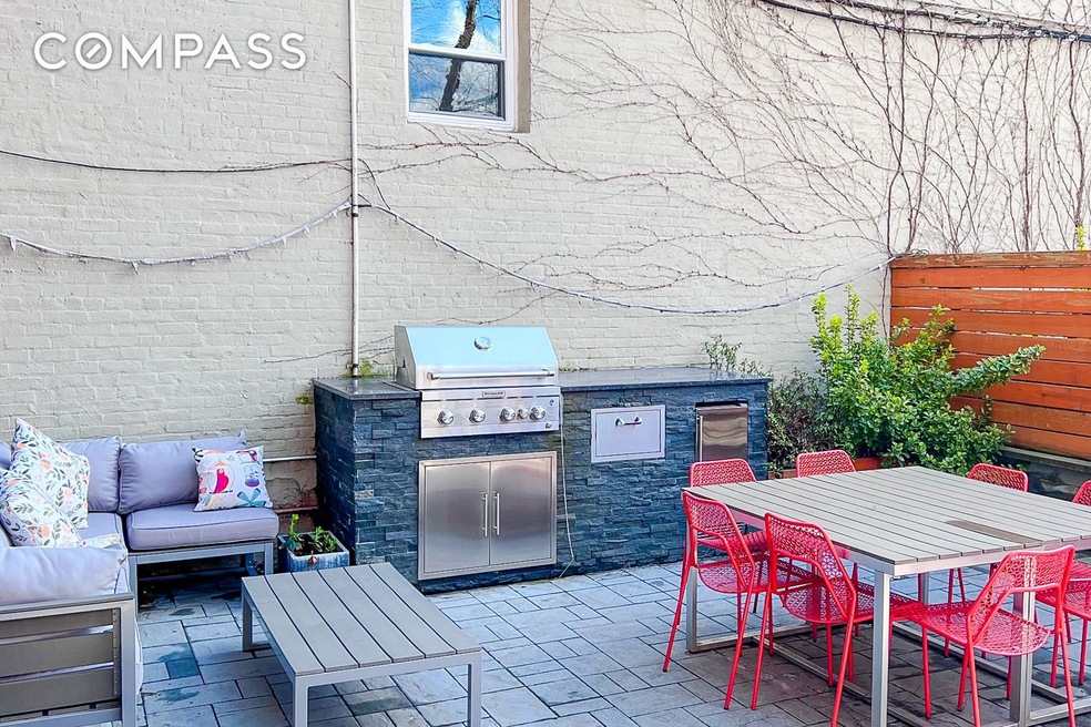 Sold $1,600,000 • Co-Listing Agent