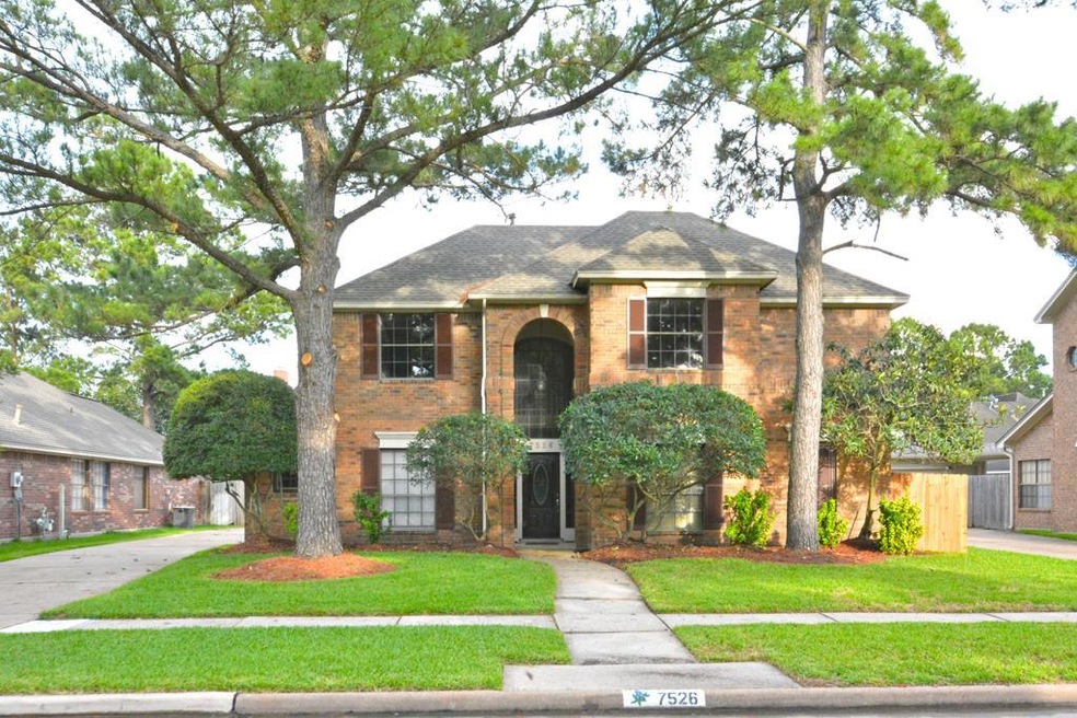 7526 Shangrila Ln, Houston, TX 77095 - photo 1