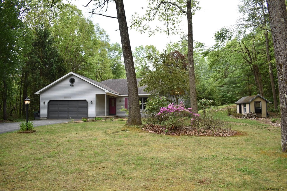 21 Knollwood Dr, Saratoga Springs, NY 12866 - photo 1