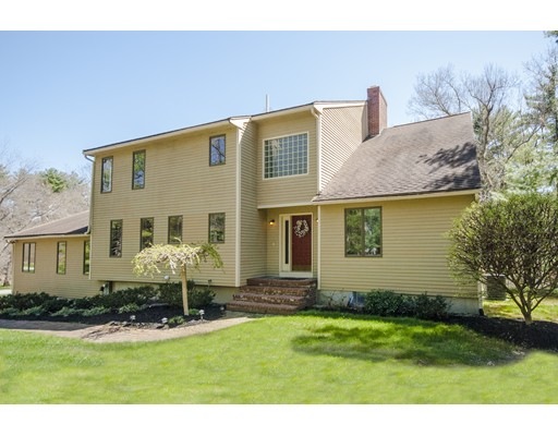 43 Wintergreen Dr, North Andover, MA 01845 - photo 1