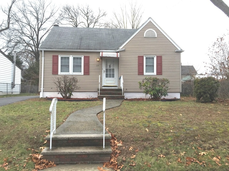 29 Becker Ave, Rochelle Park, NJ 07662 - photo 1