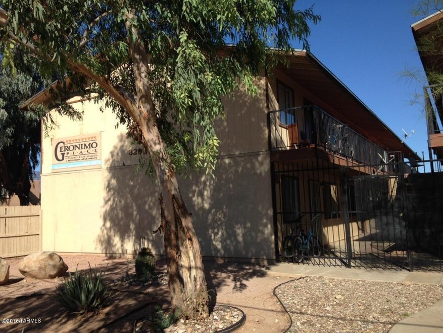 3288 N Geronimo Ave unit A, Tucson, AZ 85705 - photo 1