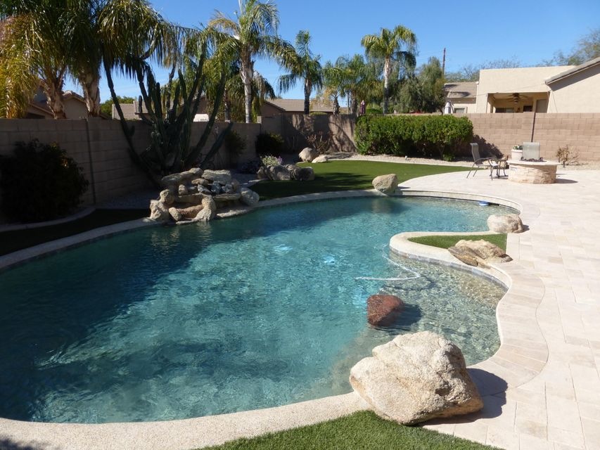 swimming pool