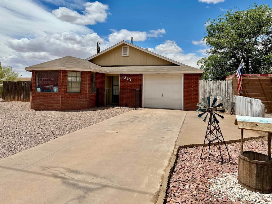 For Sale $149,900 • Co-Listing Agent