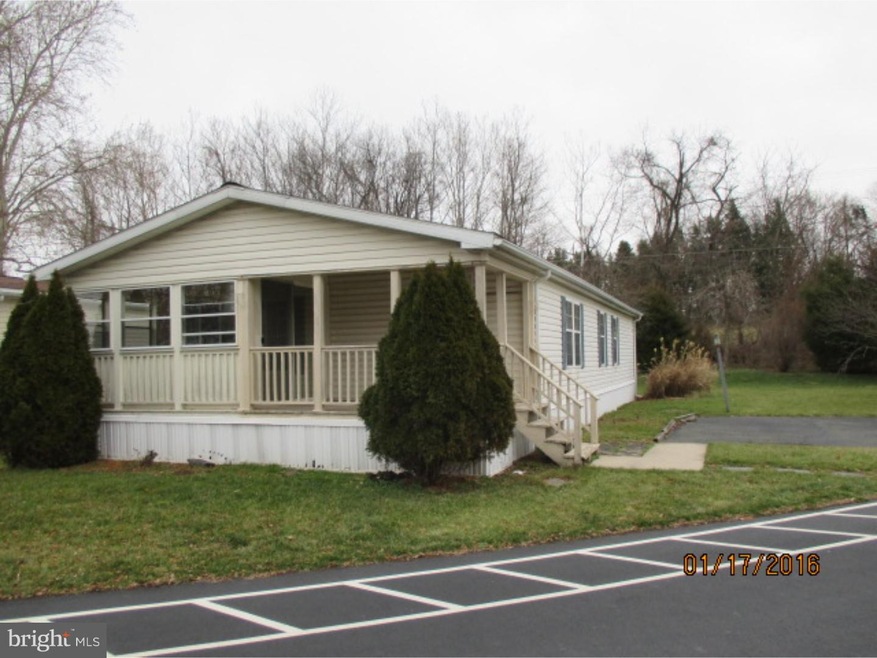 23 Rosewood Ln, Phoenixville, PA 19460 - photo 1