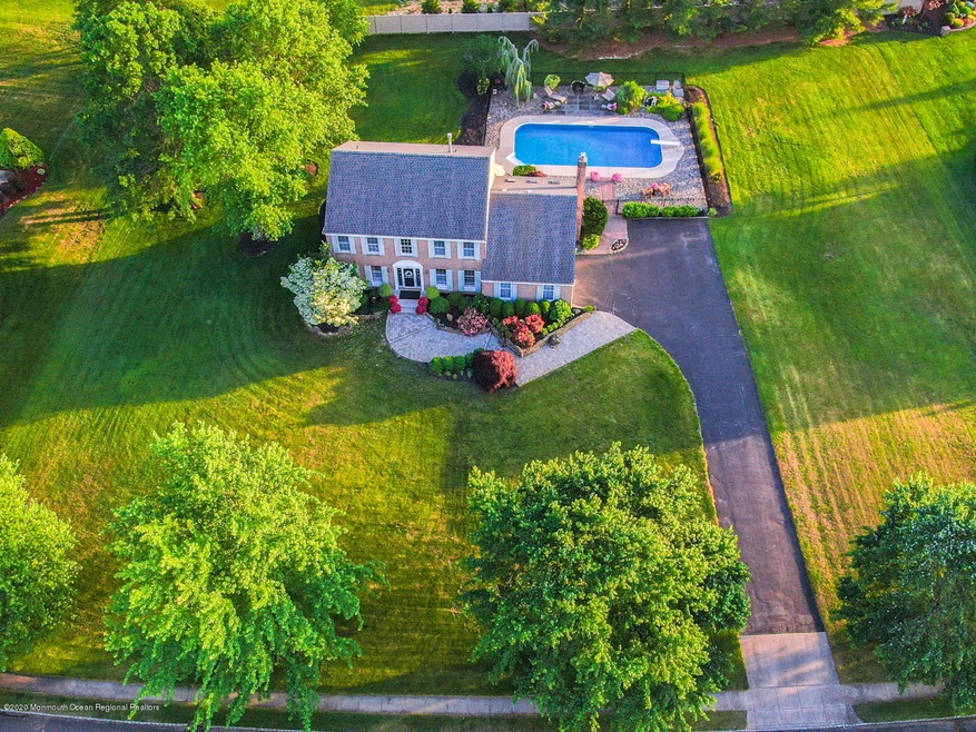 210 Heritage Dr, Columbus, NJ 08022 - photo 1